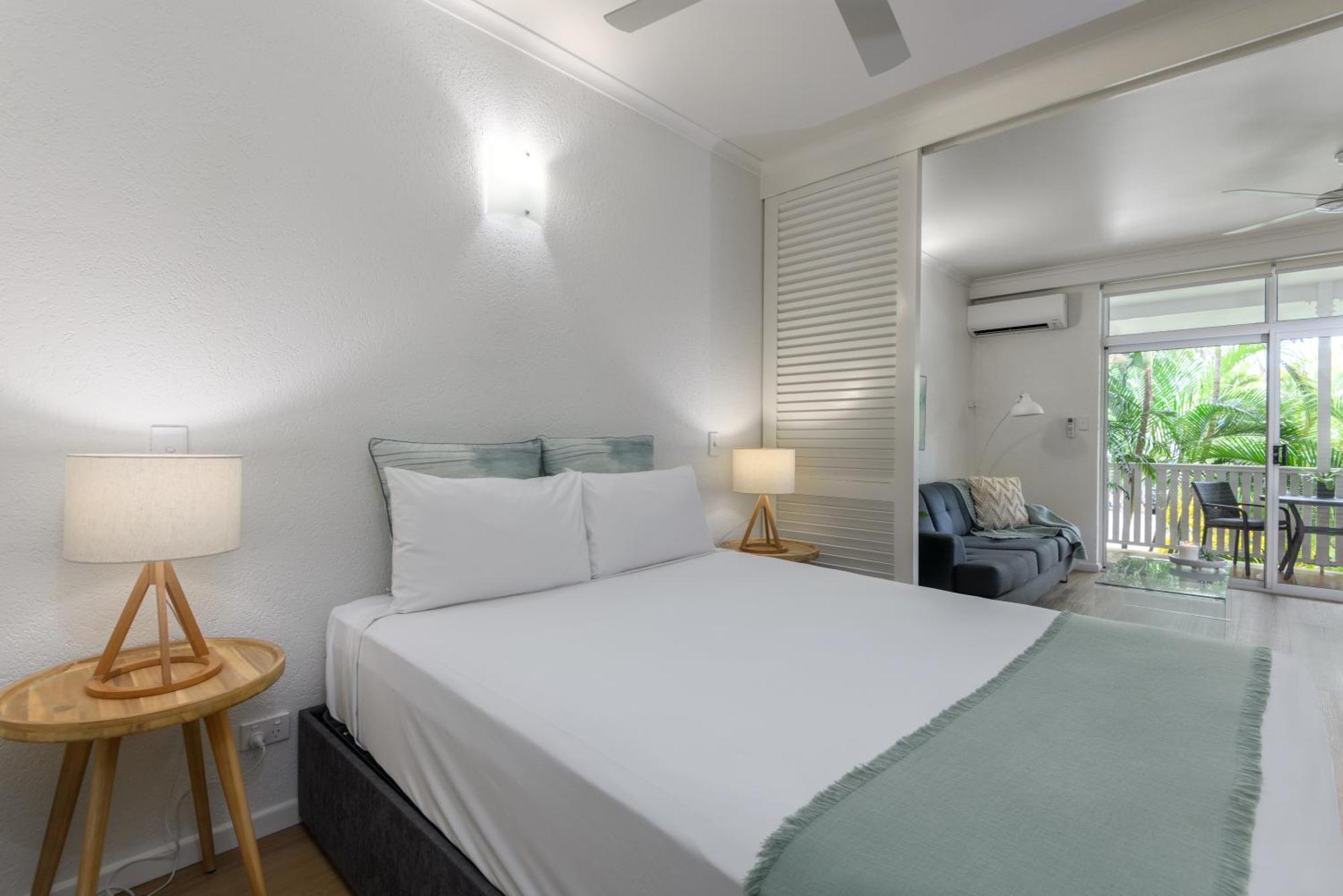 Ocean Palms Apartments 포트 더글라스 외부 사진