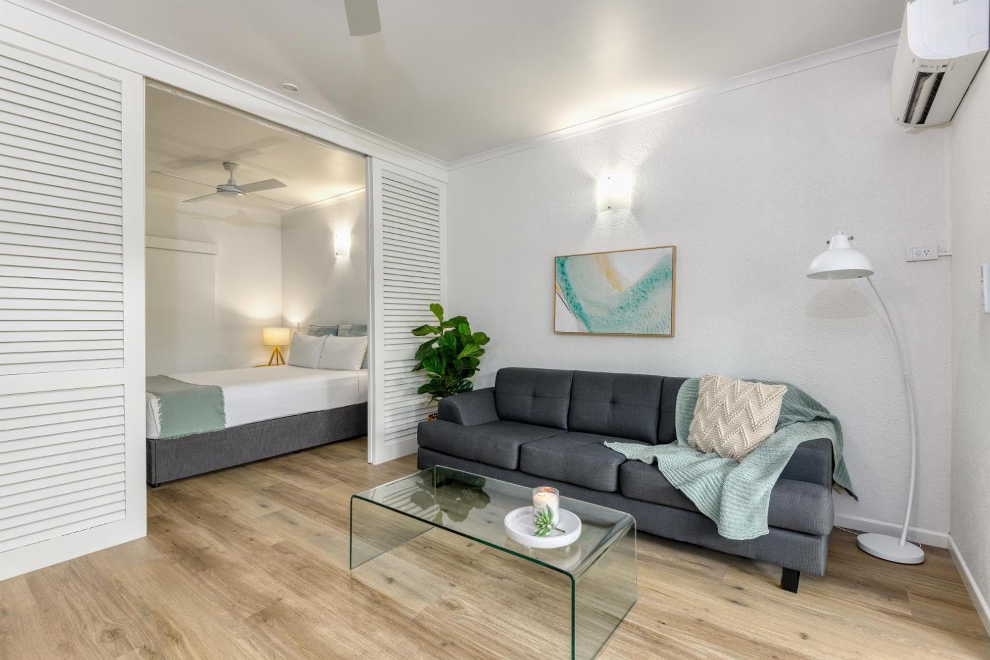 Ocean Palms Apartments 포트 더글라스 외부 사진