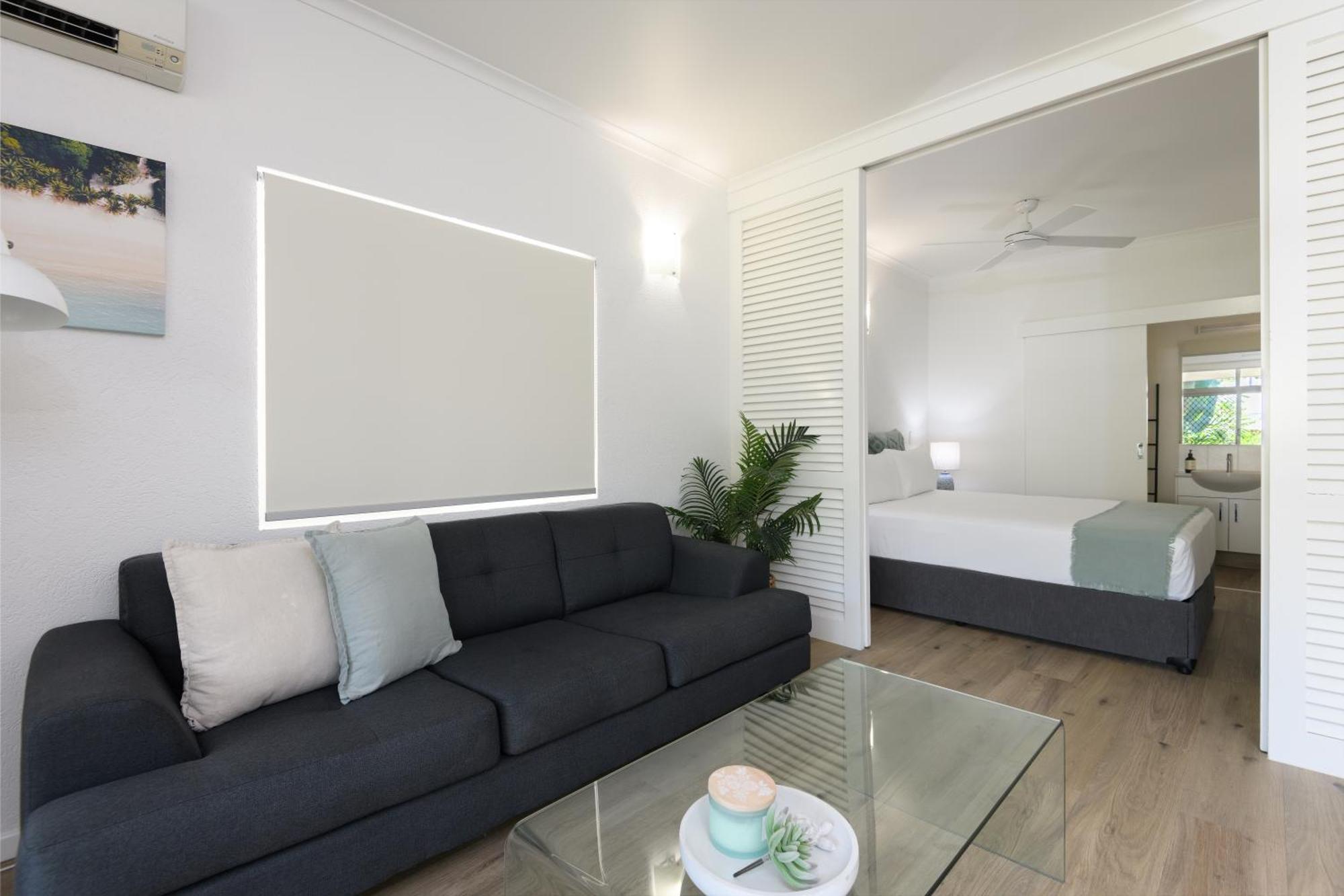 Ocean Palms Apartments 포트 더글라스 외부 사진