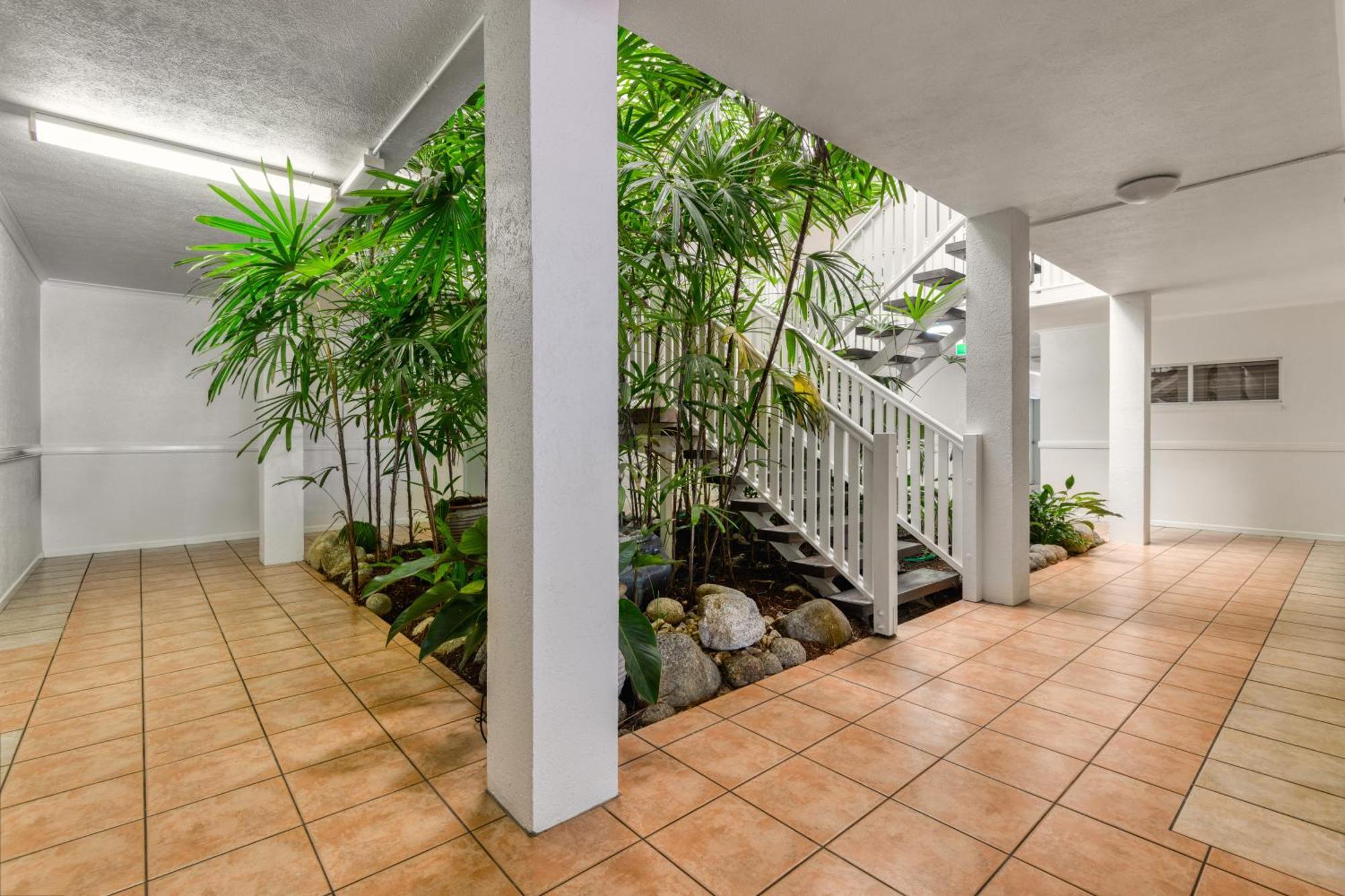 Ocean Palms Apartments 포트 더글라스 외부 사진