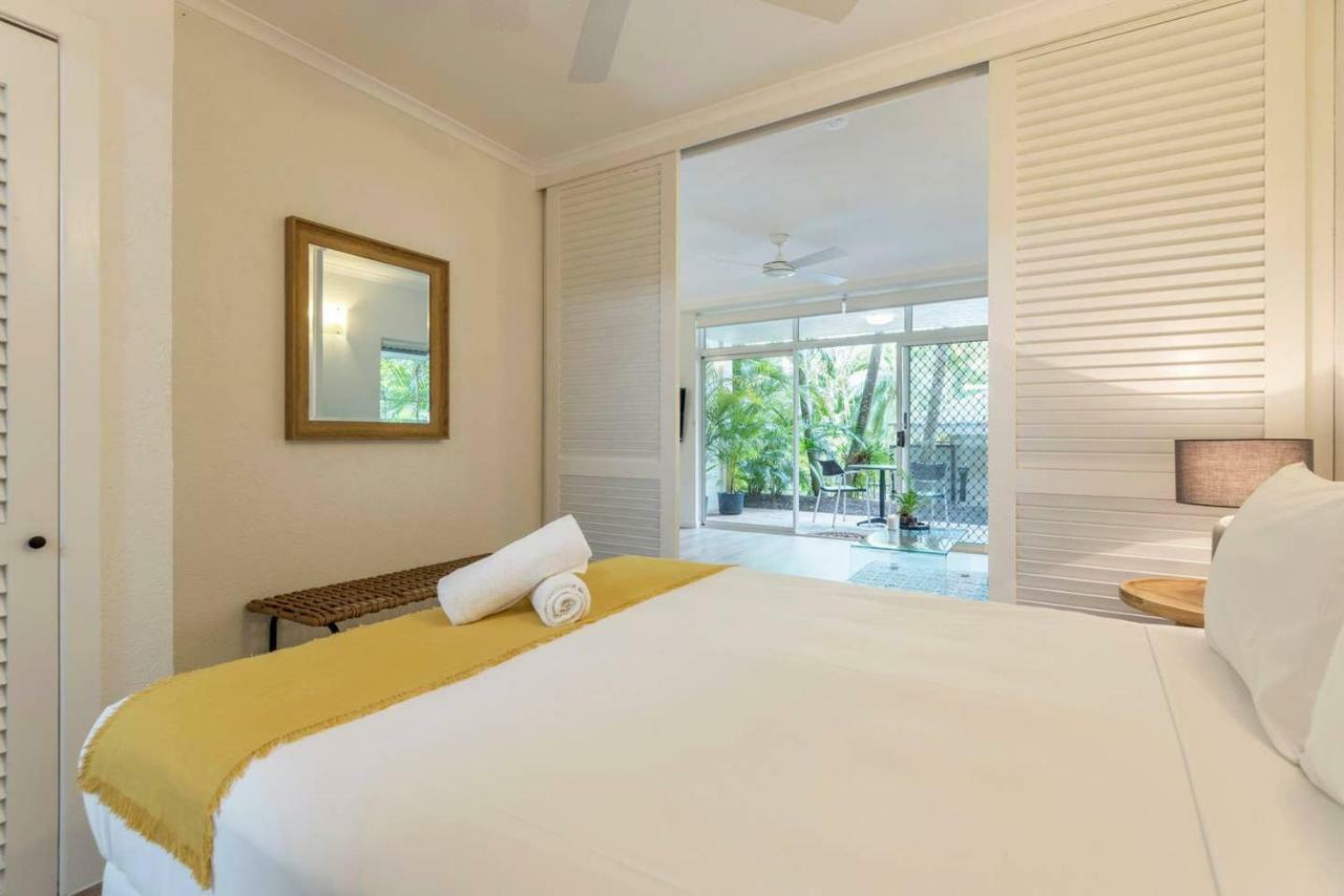Ocean Palms Apartments 포트 더글라스 외부 사진